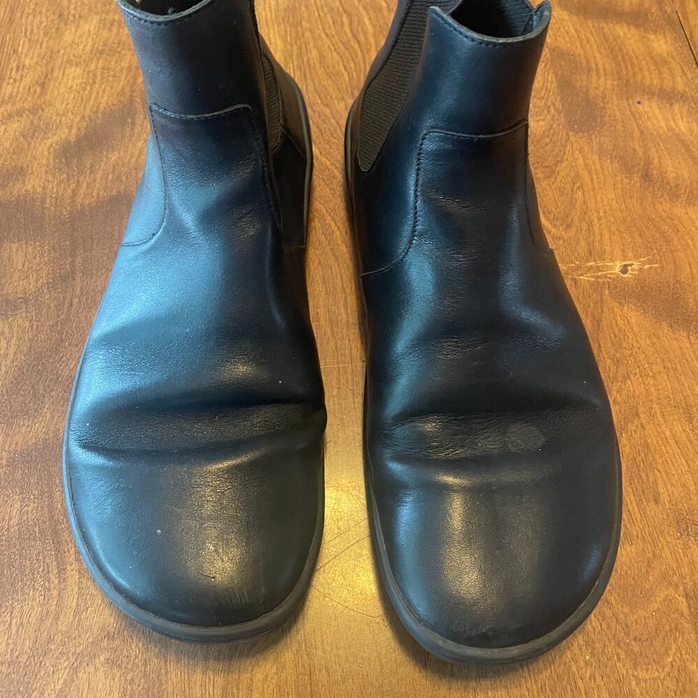 Vivo Barefoot Black Leather Chelsea Booties